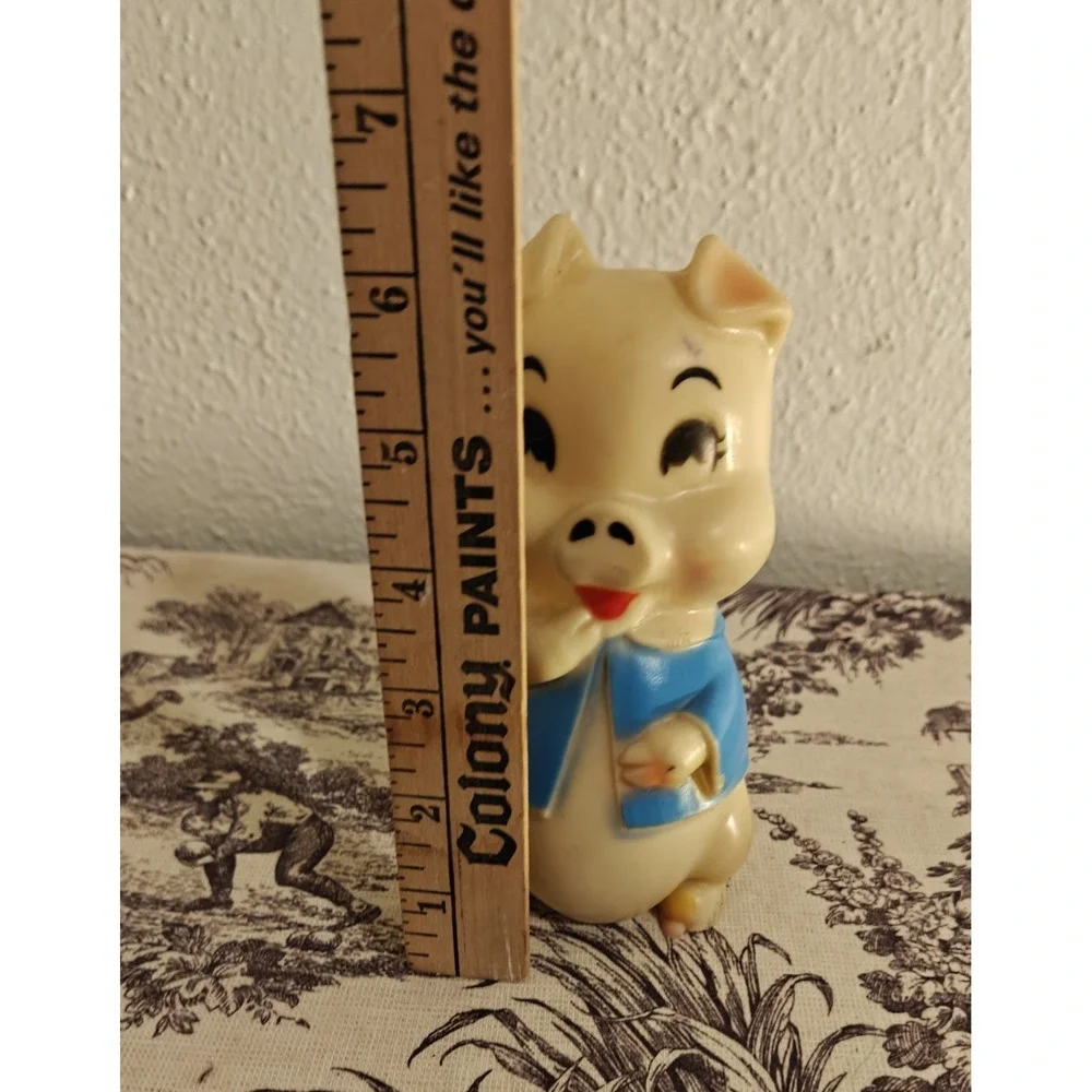 Vintage Sanitoy Rubber Pig Squeak Toy Baby Nursery 6.5 inch Squeaker